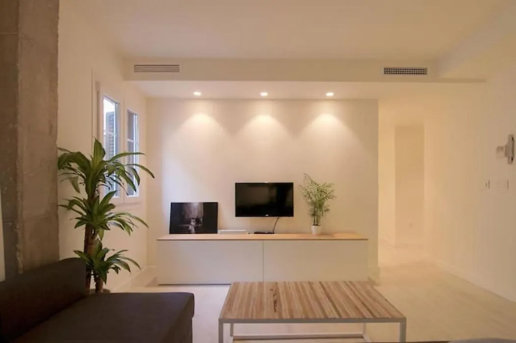 Gran Apartamento En El Centro Historico Con Parking Gratuito 4 Habitaciones Por Keywise Málaga