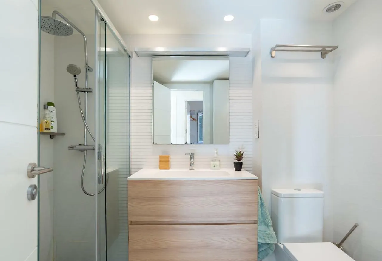 Gran Apartamento En El Centro Historico Con Parking Gratuito 4 Habitaciones Por Keywise Málaga
